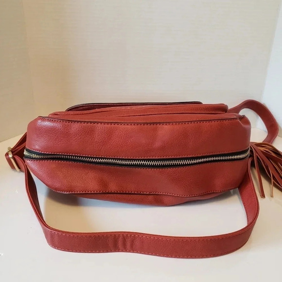 Cleo Orange/Brown Fold-Over Tassel Saddle Bag/Crossbody Medium  Bag. - Picture 7 of 11